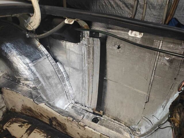 Жовтий ВАЗ 2106, об'ємом двигуна 1.5 л та пробігом 148 тис. км за 1000 $, фото 16 на Automoto.ua