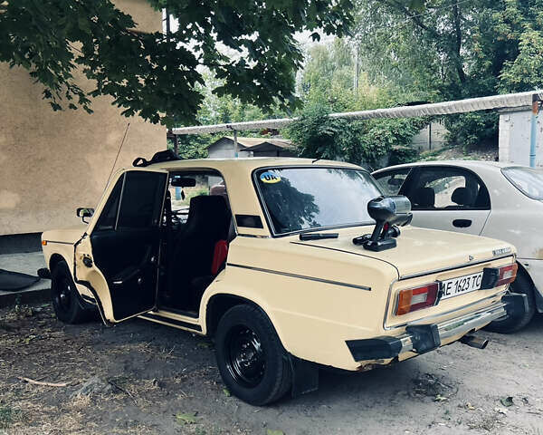 Желтый ВАЗ 2106, объемом двигателя 1.3 л и пробегом 200 тыс. км за 1780 $, фото 4 на Automoto.ua