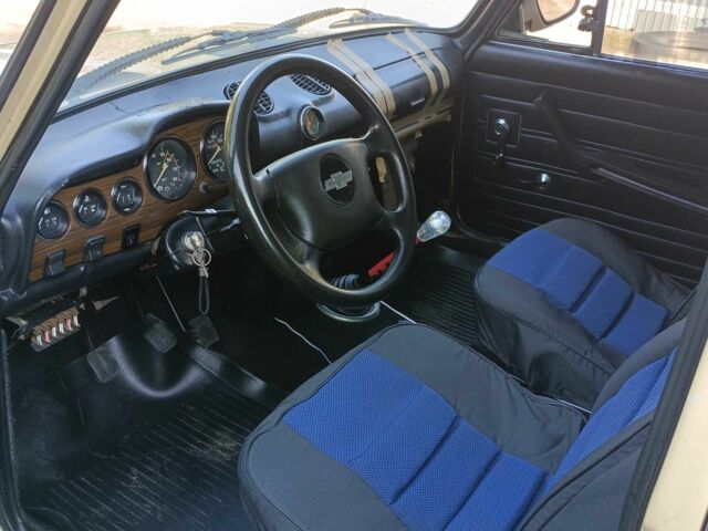 Желтый ВАЗ 2106, объемом двигателя 0 л и пробегом 172 тыс. км за 717 $, фото 10 на Automoto.ua