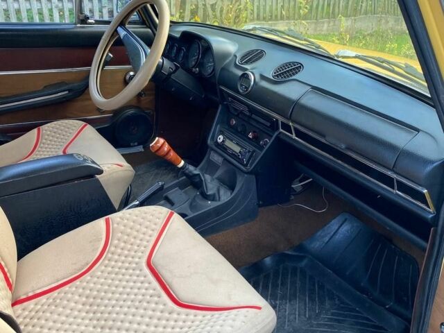 Желтый ВАЗ 2106, объемом двигателя 0 л и пробегом 75 тыс. км за 1650 $, фото 15 на Automoto.ua