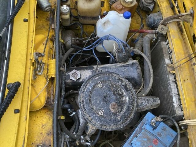 Жовтий ВАЗ 2106, об'ємом двигуна 1.3 л та пробігом 99 тис. км за 1000 $, фото 6 на Automoto.ua