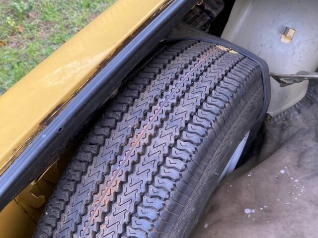 Желтый ВАЗ 2106, объемом двигателя 0 л и пробегом 75 тыс. км за 1650 $, фото 14 на Automoto.ua