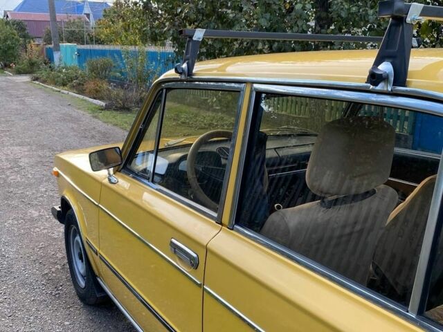 Желтый ВАЗ 2106, объемом двигателя 0 л и пробегом 75 тыс. км за 1650 $, фото 9 на Automoto.ua