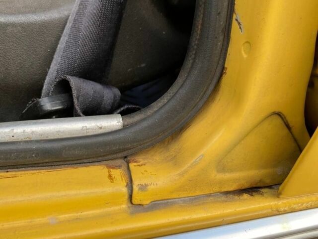 Желтый ВАЗ 2106, объемом двигателя 0 л и пробегом 75 тыс. км за 1650 $, фото 13 на Automoto.ua