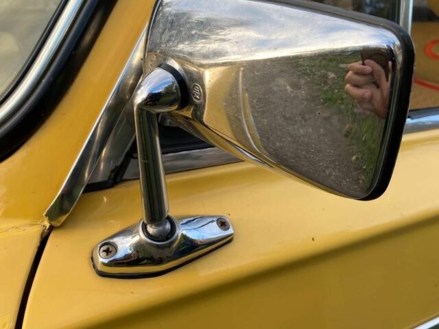 Желтый ВАЗ 2106, объемом двигателя 0 л и пробегом 75 тыс. км за 1650 $, фото 10 на Automoto.ua