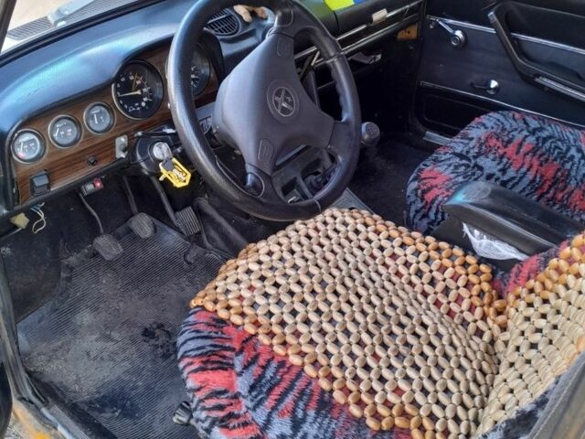 Желтый ВАЗ 2106, объемом двигателя 1.6 л и пробегом 1000 тыс. км за 406 $, фото 2 на Automoto.ua