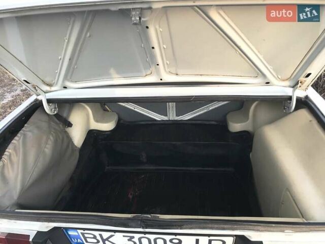 Серый ВАЗ 2106, объемом двигателя 1.29 л и пробегом 192 тыс. км за 1950 $, фото 20 на Automoto.ua