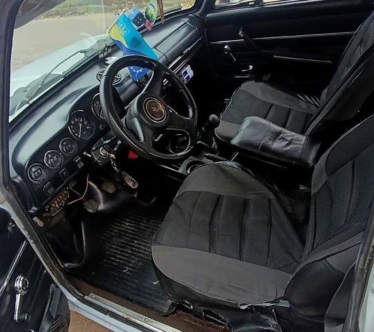 Серый ВАЗ 2106, объемом двигателя 1.3 л и пробегом 0 тыс. км за 850 $, фото 3 на Automoto.ua