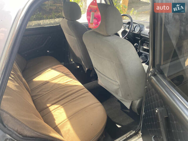 ВАЗ 2106 1987 в Днепре (Днепропетровске) на Automoto.ua Серый ВАЗ 2106, объемом двигателя 1.3 л и пробегом 218 тыс. км за 1089 $, фото 8 на Automoto.ua