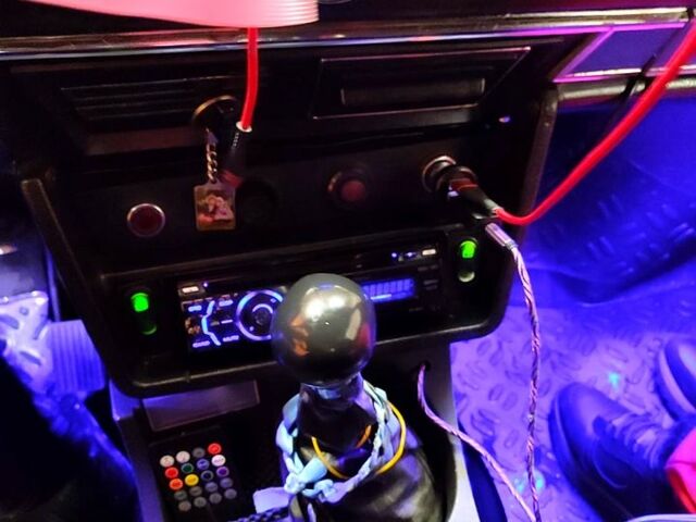 Серый ВАЗ 2106, объемом двигателя 1.3 л и пробегом 89 тыс. км за 1000 $, фото 9 на Automoto.ua