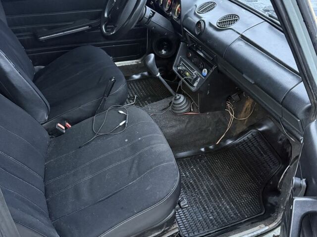 Сірий ВАЗ 2106, об'ємом двигуна 1.3 л та пробігом 77 тис. км за 830 $, фото 7 на Automoto.ua