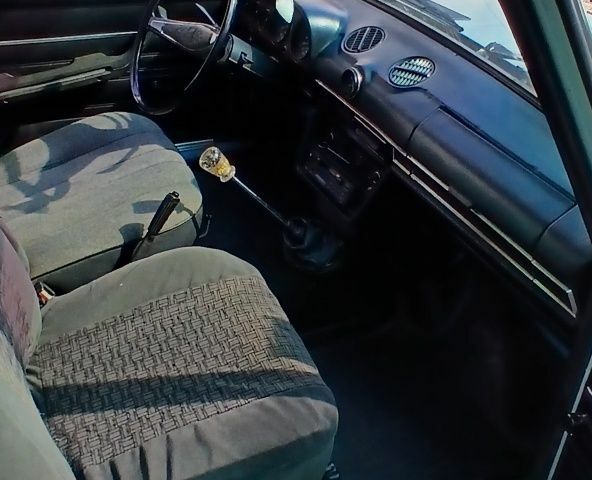 Сірий ВАЗ 2106, об'ємом двигуна 1.6 л та пробігом 165 тис. км за 1067 $, фото 7 на Automoto.ua