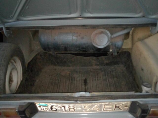 Серый ВАЗ 2106, объемом двигателя 0 л и пробегом 1000 тыс. км за 601 $, фото 7 на Automoto.ua