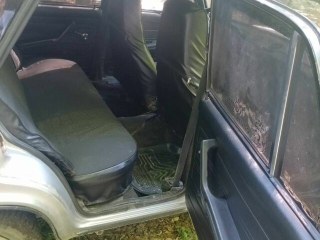 Сірий ВАЗ 2106, об'ємом двигуна 1.5 л та пробігом 88 тис. км за 356 $, фото 4 на Automoto.ua
