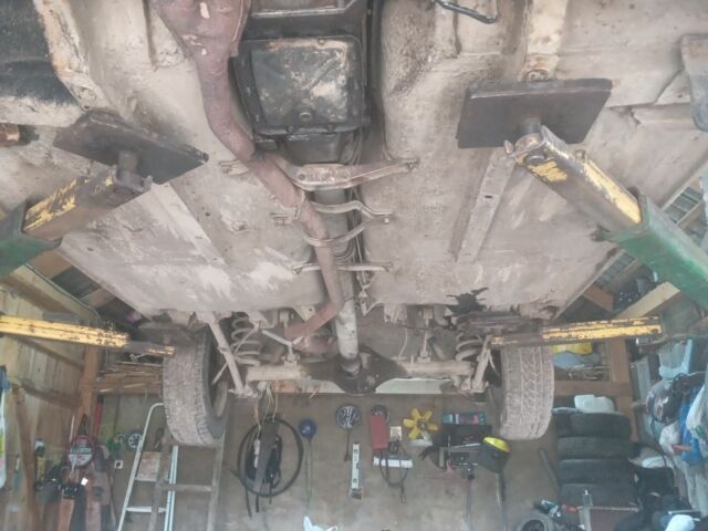 Серый ВАЗ 2106, объемом двигателя 0 л и пробегом 24 тыс. км за 500 $, фото 4 на Automoto.ua