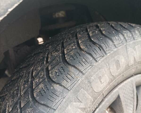 Серый ВАЗ 2106, объемом двигателя 1.3 л и пробегом 120 тыс. км за 497 $, фото 4 на Automoto.ua