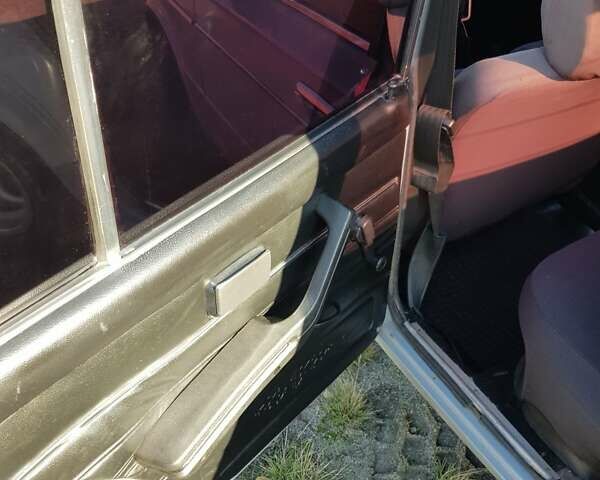 Серый ВАЗ 2106, объемом двигателя 1.5 л и пробегом 116 тыс. км за 1350 $, фото 12 на Automoto.ua