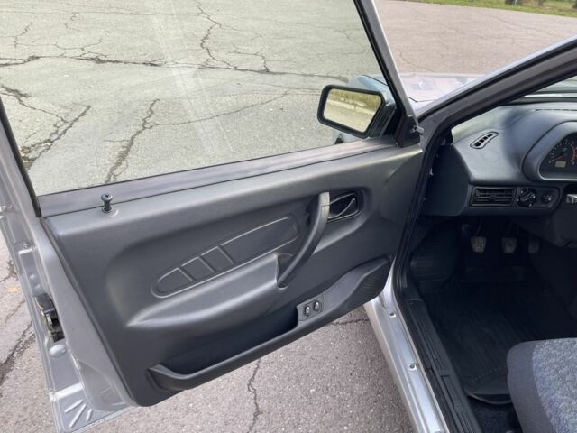 Сірий ВАЗ 2106, об'ємом двигуна 1.6 л та пробігом 73 тис. км за 2500 $, фото 20 на Automoto.ua