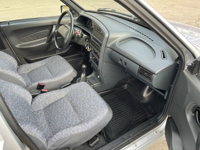 Сірий ВАЗ 2106, об'ємом двигуна 1.6 л та пробігом 73 тис. км за 2500 $, фото 16 на Automoto.ua