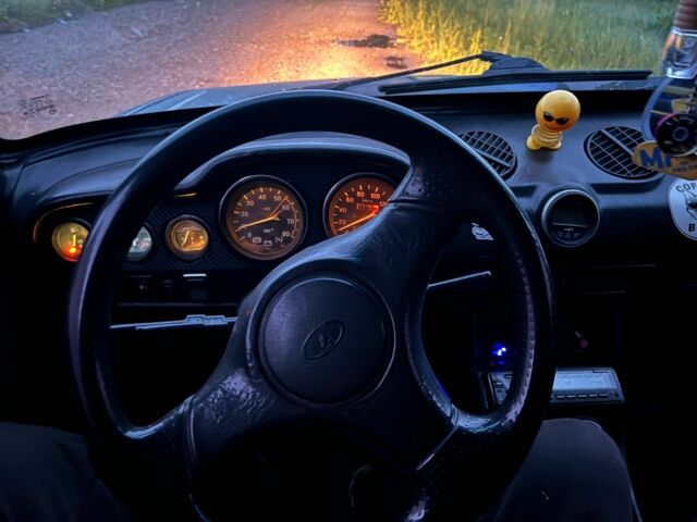 Синий ВАЗ 2106, объемом двигателя 1.6 л и пробегом 1000 тыс. км за 516 $, фото 11 на Automoto.ua