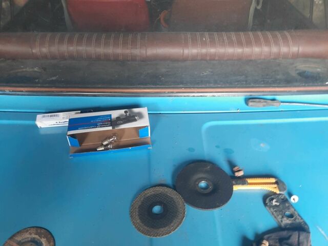 Синій ВАЗ 2106, об'ємом двигуна 1.6 л та пробігом 90 тис. км за 450 $, фото 4 на Automoto.ua