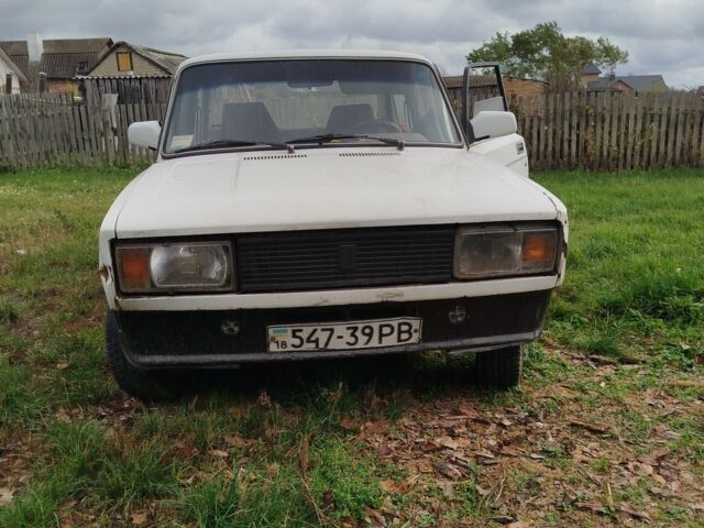 Синий ВАЗ 2106, объемом двигателя 1.3 л и пробегом 300 тыс. км за 850 $, фото 4 на Automoto.ua