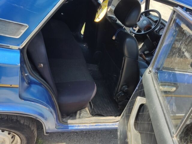 Синій ВАЗ 2106, об'ємом двигуна 1.5 л та пробігом 120 тис. км за 388 $, фото 4 на Automoto.ua