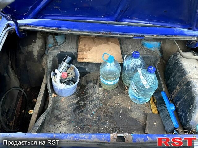 Синій ВАЗ 2106, об'ємом двигуна 1.5 л та пробігом 285 тис. км за 400 $, фото 7 на Automoto.ua