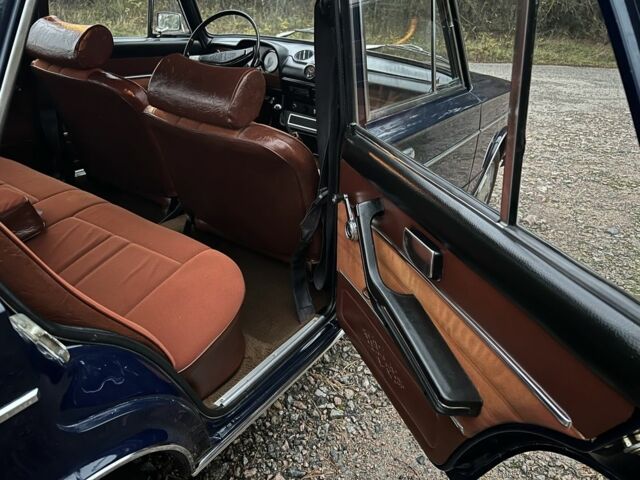 Синий ВАЗ 2106, объемом двигателя 1.6 л и пробегом 29 тыс. км за 6200 $, фото 8 на Automoto.ua