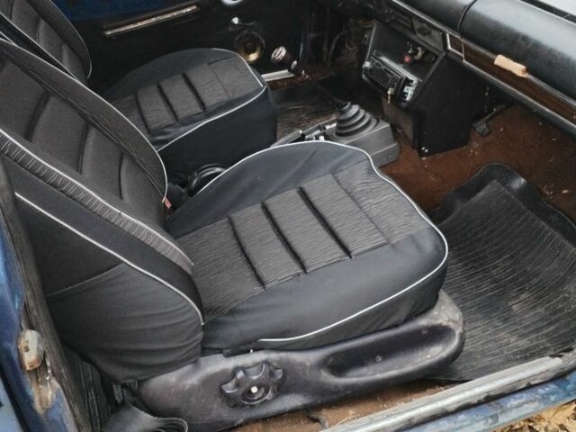 ВАЗ 2106 1978 в Славянске на Automoto.ua Синий ВАЗ 2106, объемом двигателя 1.5 л и пробегом 94 тыс. км за 547 $, фото 6 на Automoto.ua