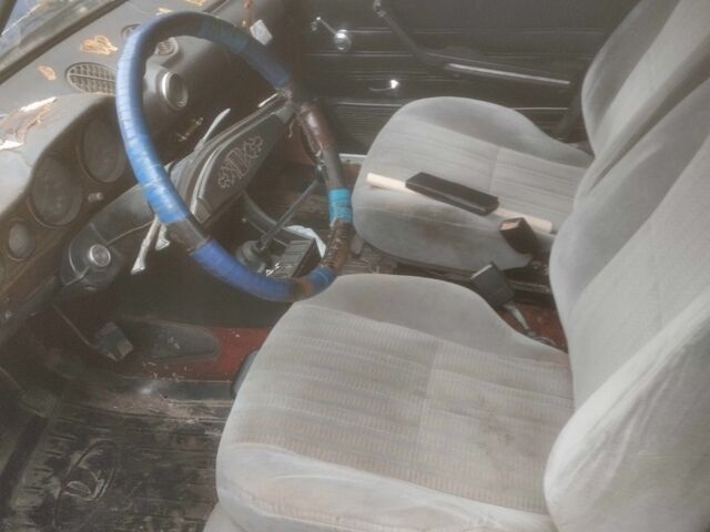 ВАЗ 2106 1979 в Звенигородка на Automoto.ua Синий ВАЗ 2106, объемом двигателя 1.6 л и пробегом 97 тыс. км за 500 $, фото 5 на Automoto.ua