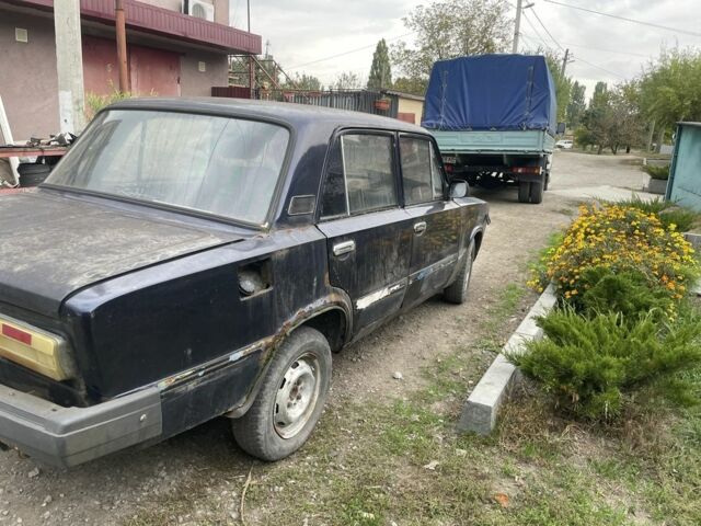 ВАЗ 2106 1979 в Днепре (Днепропетровске) на Automoto.ua Синий ВАЗ 2106, объемом двигателя 1.6 л и пробегом 300 тыс. км за 252 $, фото 4 на Automoto.ua