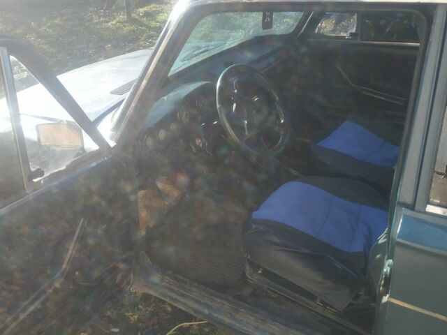 Синий ВАЗ 2106, объемом двигателя 1 л и пробегом 500 тыс. км за 383 $, фото 5 на Automoto.ua