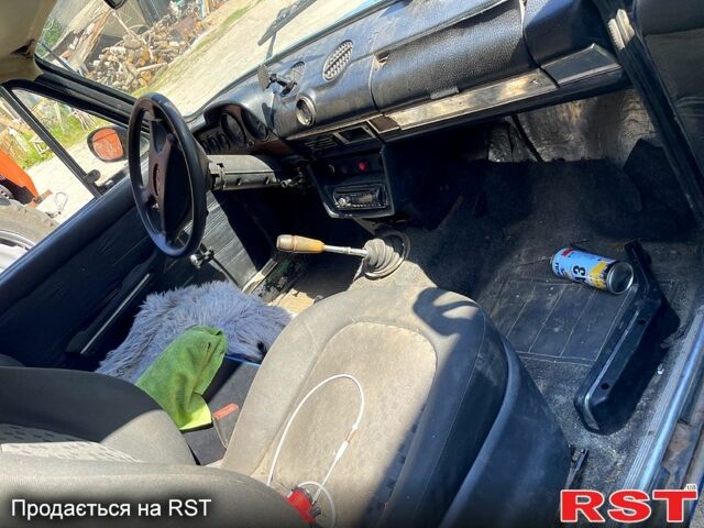 Синий ВАЗ 2106, объемом двигателя 1.6 л и пробегом 100 тыс. км за 360 $, фото 5 на Automoto.ua