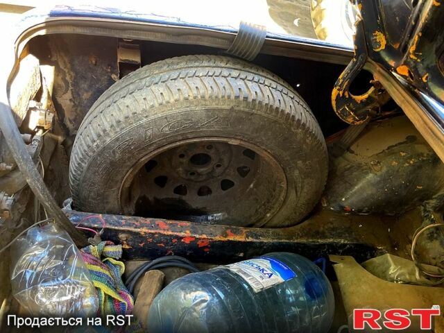 Синий ВАЗ 2106, объемом двигателя 1.6 л и пробегом 100 тыс. км за 360 $, фото 9 на Automoto.ua