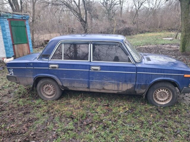 Синий ВАЗ 2106, объемом двигателя 1.6 л и пробегом 400 тыс. км за 332 $, фото 3 на Automoto.ua