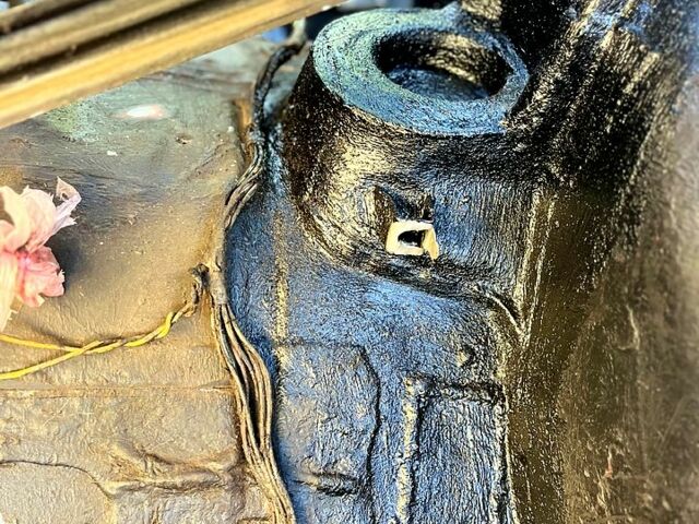 Синий ВАЗ 2106, объемом двигателя 1.3 л и пробегом 200 тыс. км за 1100 $, фото 6 на Automoto.ua