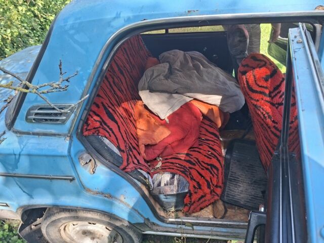 Синий ВАЗ 2106, объемом двигателя 0 л и пробегом 500 тыс. км за 358 $, фото 1 на Automoto.ua