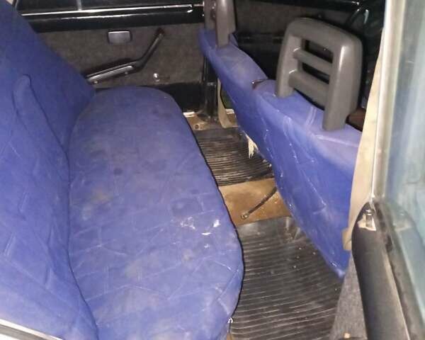 Синий ВАЗ 2106, объемом двигателя 1.6 л и пробегом 627 тыс. км за 450 $, фото 4 на Automoto.ua