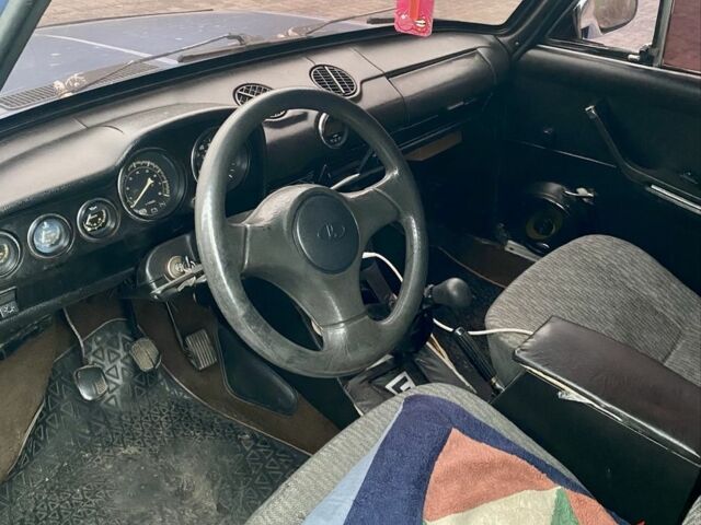 Синий ВАЗ 2106, объемом двигателя 1.5 л и пробегом 100 тыс. км за 840 $, фото 3 на Automoto.ua