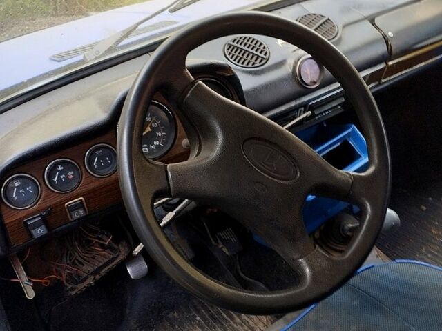 Синий ВАЗ 2106, объемом двигателя 1.3 л и пробегом 200 тыс. км за 620 $, фото 6 на Automoto.ua