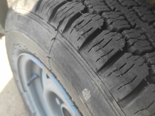 Синій ВАЗ 2106, об'ємом двигуна 1.45 л та пробігом 300 тис. км за 700 $, фото 9 на Automoto.ua