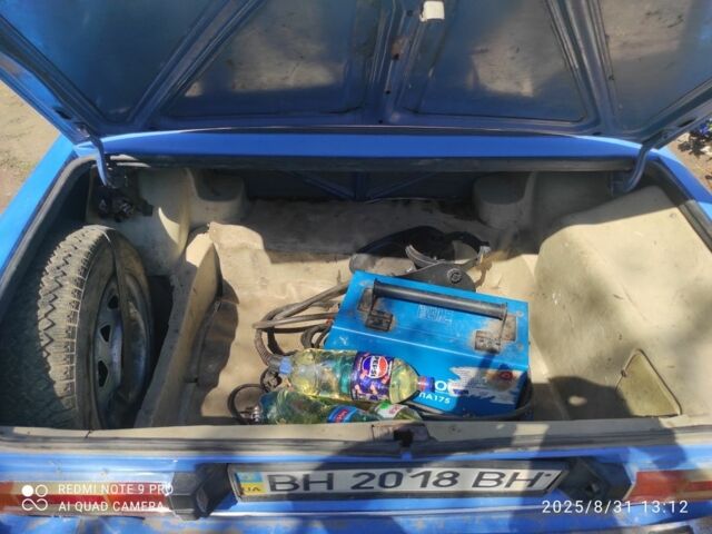 Синій ВАЗ 2106, об'ємом двигуна 1.45 л та пробігом 300 тис. км за 700 $, фото 3 на Automoto.ua