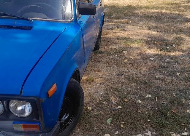 Синий ВАЗ 2106, объемом двигателя 1.3 л и пробегом 300 тыс. км за 429 $, фото 3 на Automoto.ua