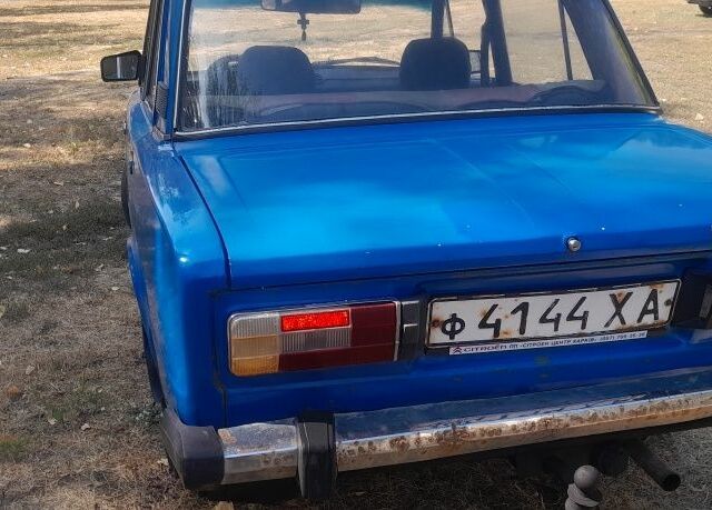 Синий ВАЗ 2106, объемом двигателя 1.3 л и пробегом 300 тыс. км за 429 $, фото 2 на Automoto.ua