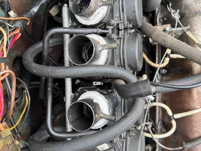 Синий ВАЗ 2106, объемом двигателя 1.6 л и пробегом 999 тыс. км за 1200 $, фото 1 на Automoto.ua