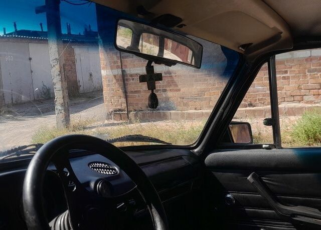 Синий ВАЗ 2106, объемом двигателя 1.3 л и пробегом 300 тыс. км за 429 $, фото 11 на Automoto.ua