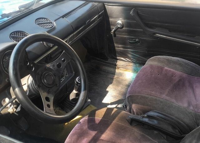 Синий ВАЗ 2106, объемом двигателя 1.3 л и пробегом 300 тыс. км за 429 $, фото 5 на Automoto.ua