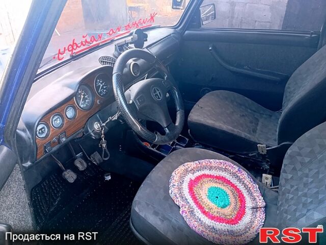Синій ВАЗ 2106, об'ємом двигуна 1.3 л та пробігом 300 тис. км за 600 $, фото 6 на Automoto.ua