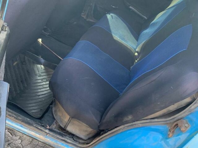 ВАЗ 2106 1985 в Краматорске на Automoto.ua Синий ВАЗ 2106, объемом двигателя 1.7 л и пробегом 1 тыс. км за 336 $, фото 4 на Automoto.ua